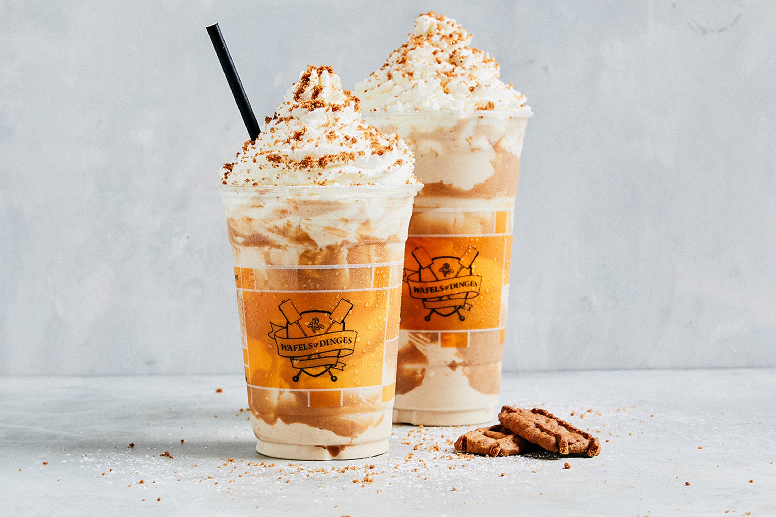 Two glass size of  spekuloos milk shakes