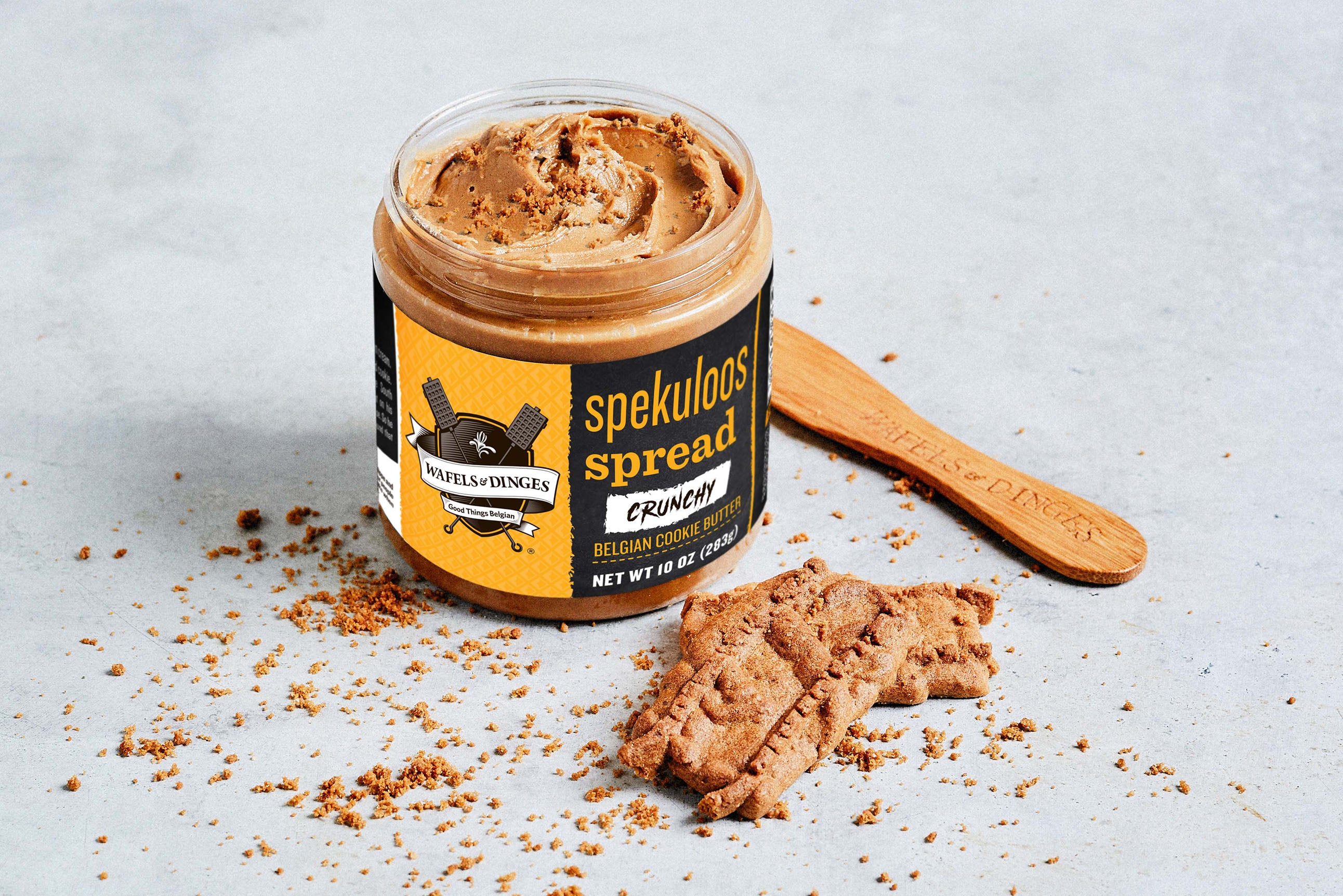 A open jar of spekuloos spread